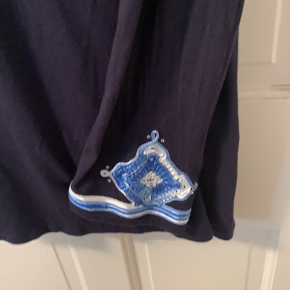 Navy tunic with beautiful details - Picture 3 of 3